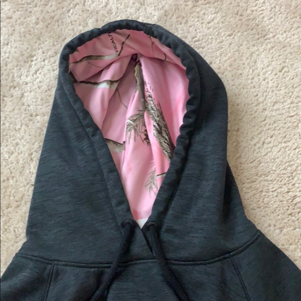 Under armor sweatshirt - Picture 4 of 4